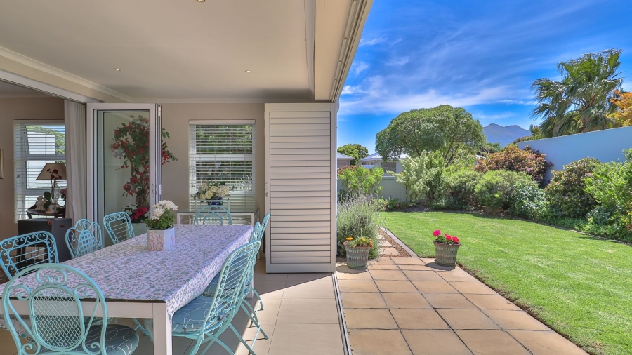 3 Bedroom Property for Sale in Lake Michelle Western Cape